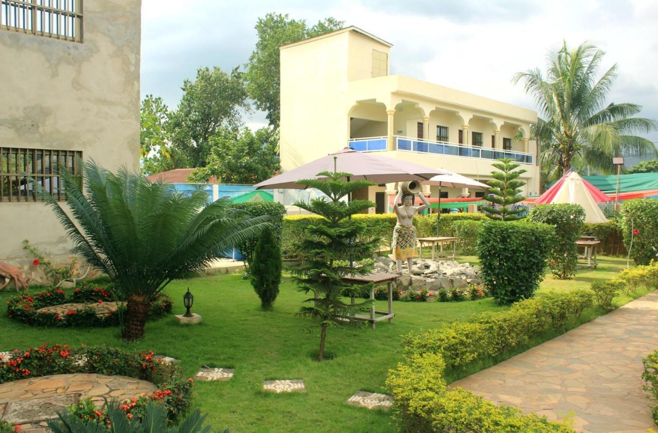 Hotel Ganiela Kpalimé Екстериор снимка
